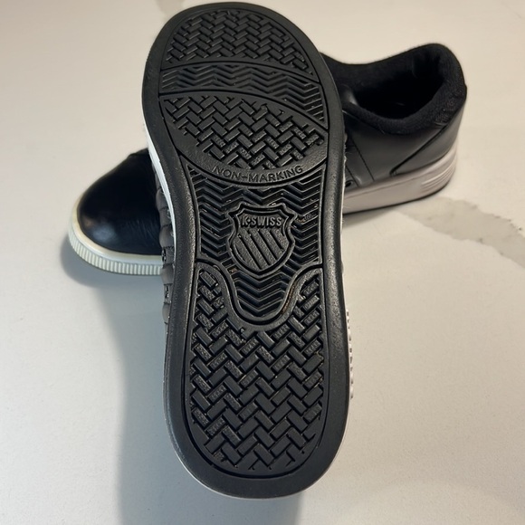 K-Swiss Black Leather sneakers.  ‎ Women's 6.5 - Picture 7 of 11